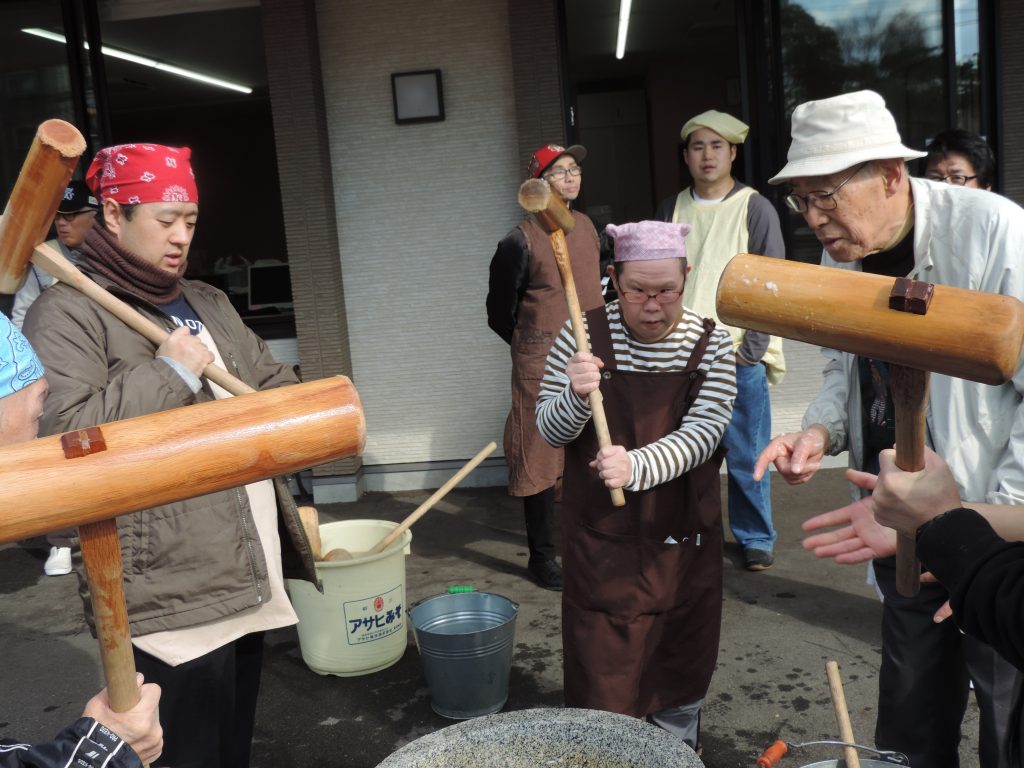 餅つき