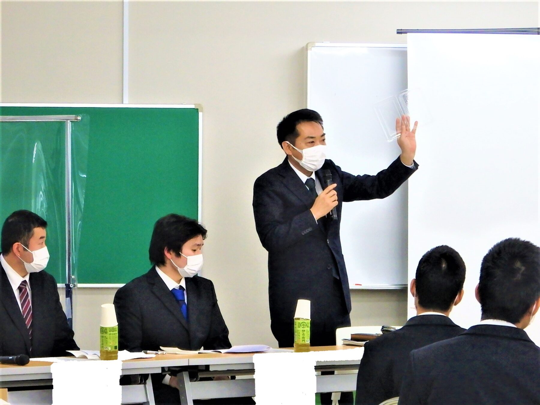 令和3年度 職業能力開発見学会 開催 社会福祉法人 北九州市手をつなぐ育成会 令和3年度 職業能力開発見学会 開催 社会福祉法人 北九州市手をつなぐ育成会